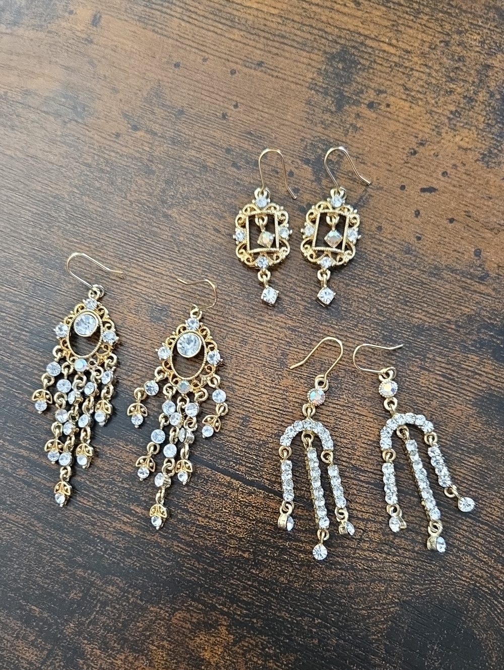 Gold Crystal Dangle Earrings - Elegant Women's Jewelry